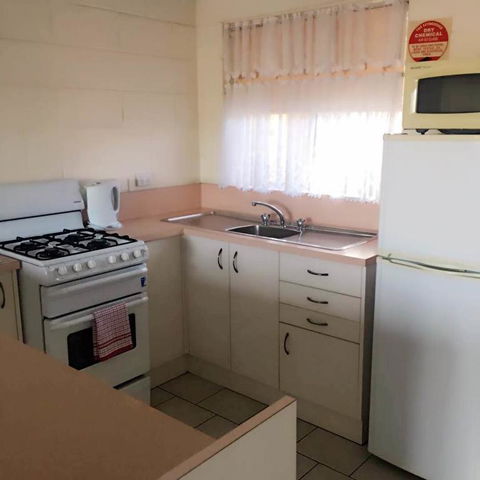 Black Swan Motor Inn - Port Augusta Accommodation 3