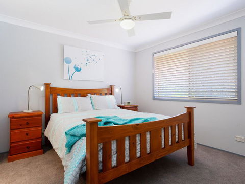 Blue Bay, 83a Rocky Point Road - Foxtel & Air Conditioning Downstairs - Port Augusta Accommodation 3
