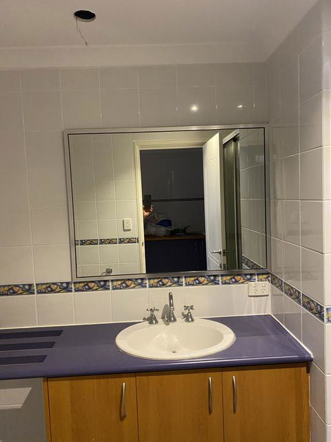 Blue Sky Escapes Seaview Apartment - Port Augusta Accommodation 3