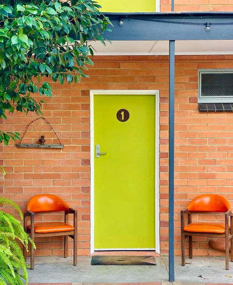 WARBURTON MOTEL - Where Mid-century Style Meets The Mountains - Port Augusta Accommodation 2