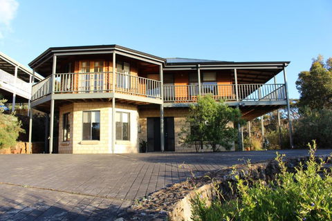 Waterside View - Port Augusta Accommodation 0