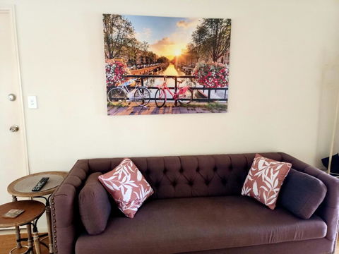 Tingalpa Townhouse Treat - Port Augusta Accommodation 2