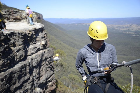 Half-Day Abseiling Adventure In Blue Mountains National Park - Port Augusta Accommodation 3